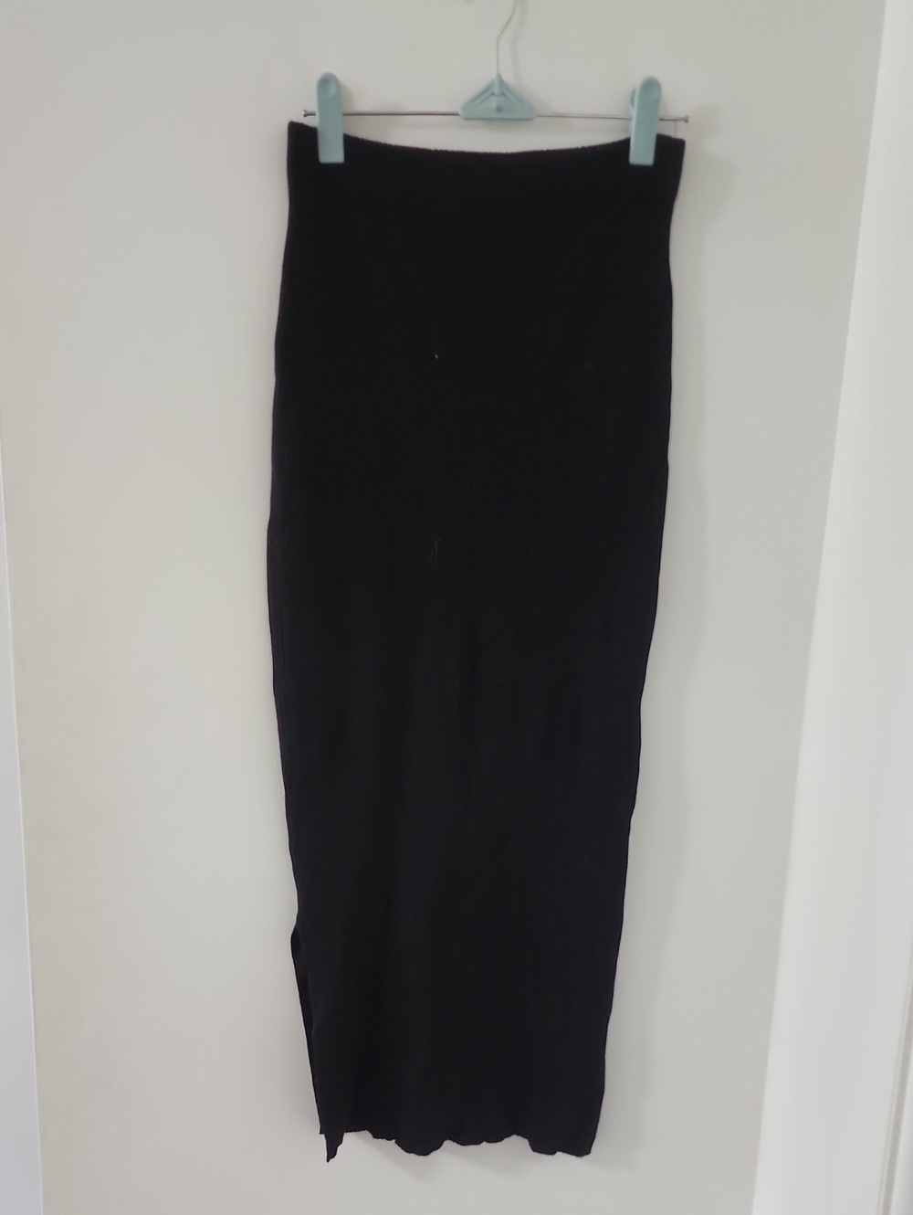 Sincerely Jules Black Ribbed Knit Pencil Maxi Skirt